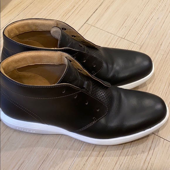 sneaker/boot - Picture 2 of 3